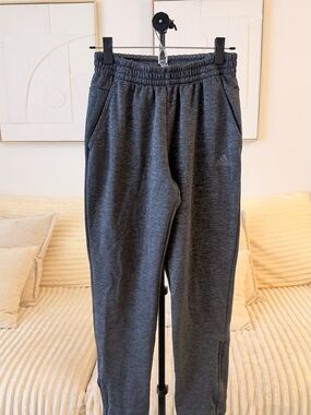 Adidas Women’s Gray Athletic Pants Joggers Size Small